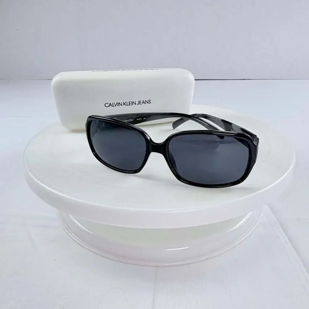 Calvin Klein R6075 Sunglasses Black with Hard Case